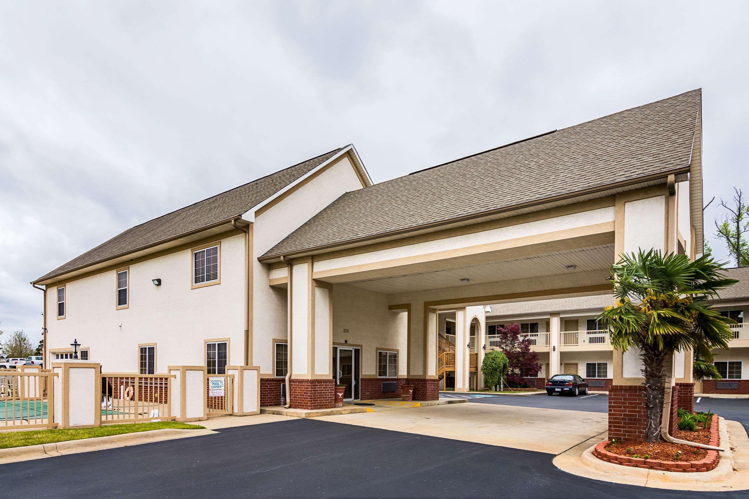 Econo Lodge Inn & Suites Bryant Exterior foto